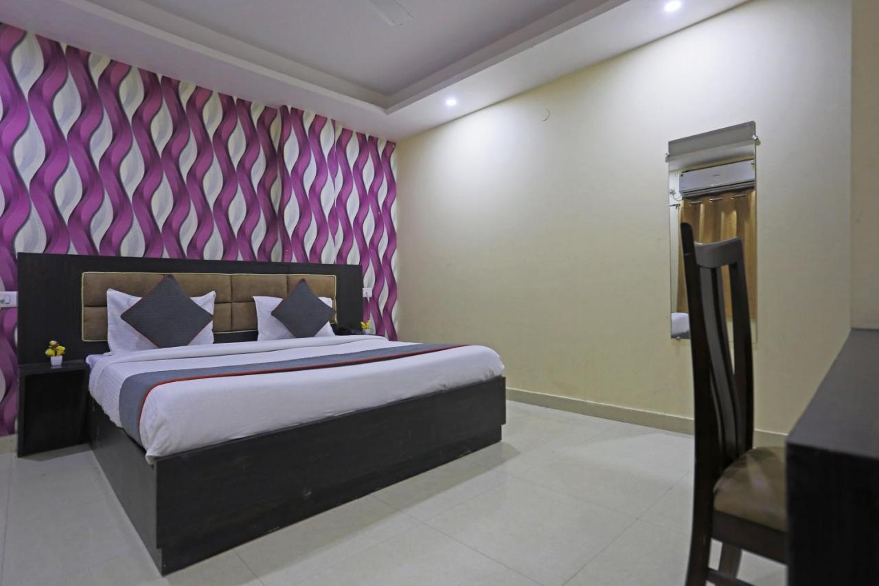 Airport Hotel Rosewood New Delhi Bagian luar foto
